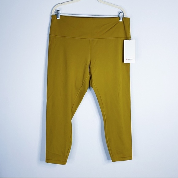 Lululemon - Gold Wunder Train High Rise Tight 25” - Picture 3 of 5